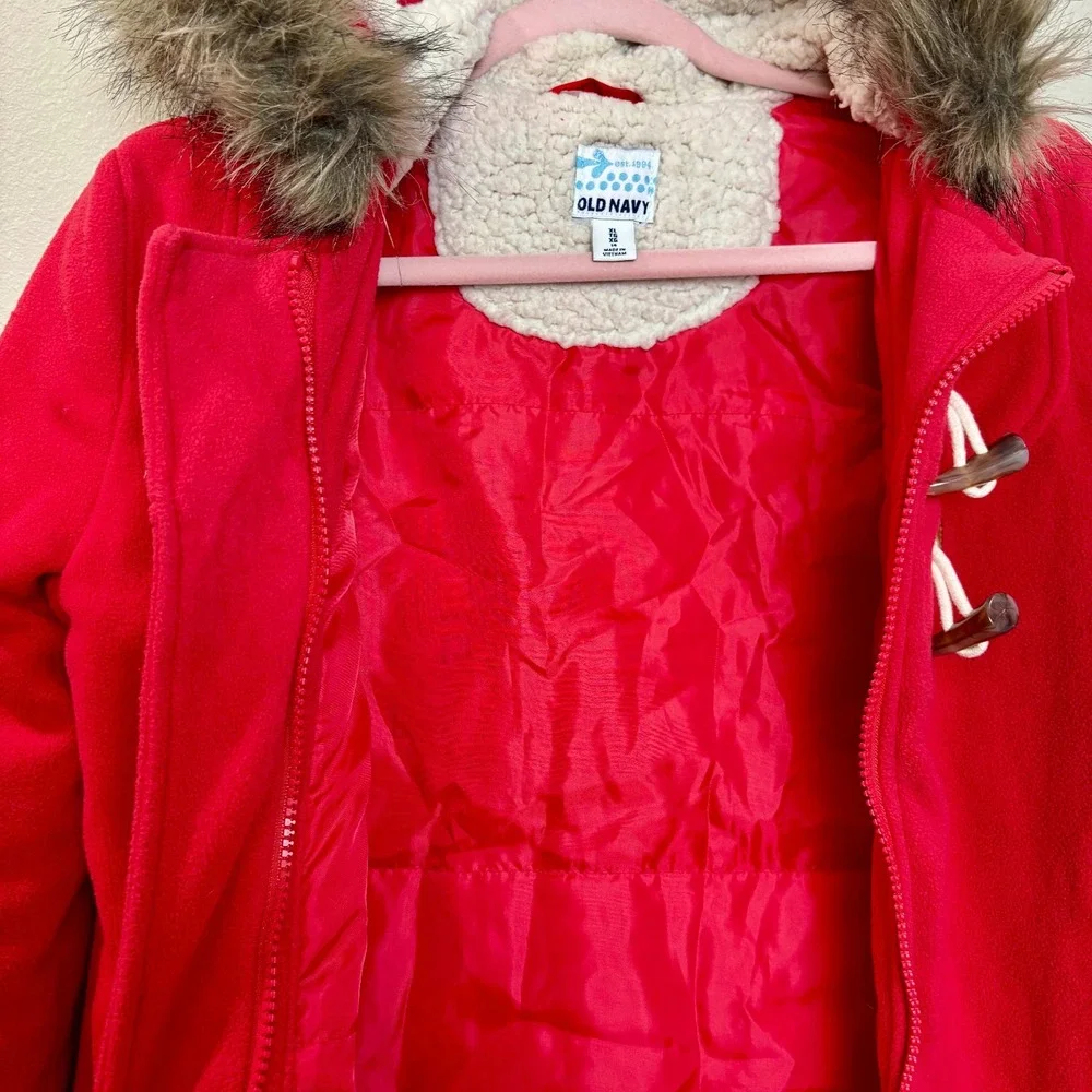 Girls Red Old Navy Hoodie (faux‎ fur trim) Jacket  XL 14 Zip &Toggle buttons